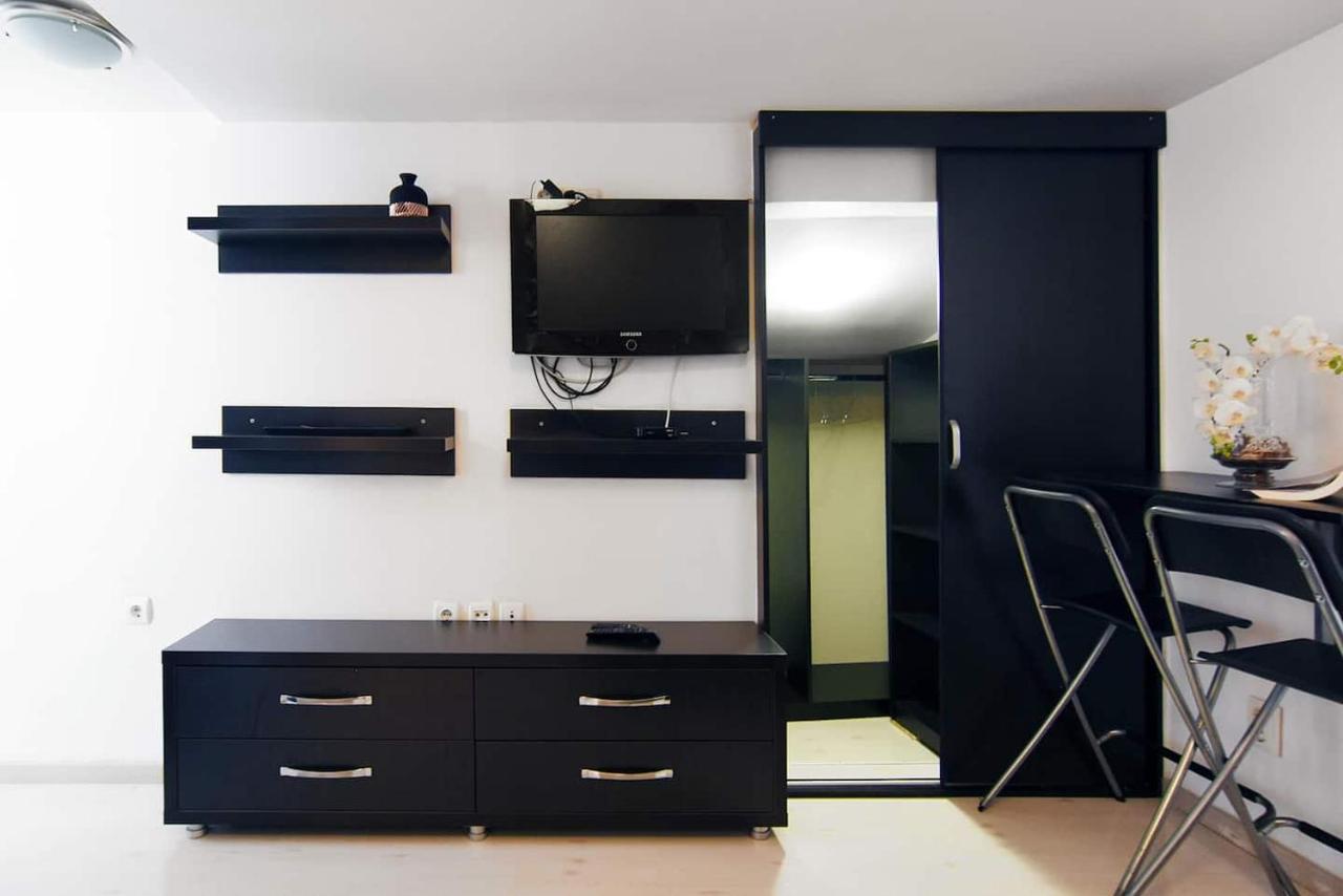 Bucharest Studio Ngoại thất bức ảnh
