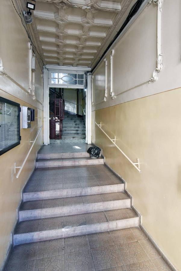 Bucharest Studio Ngoại thất bức ảnh